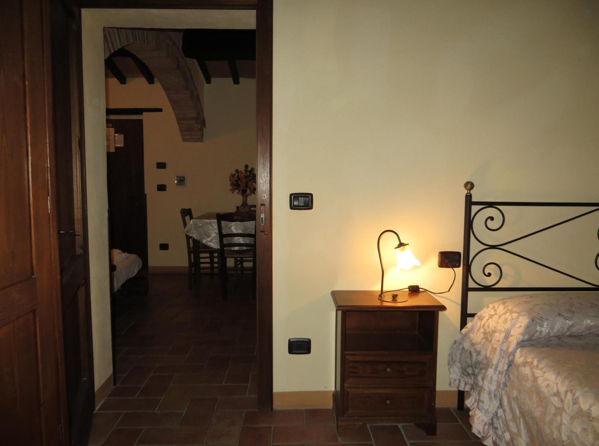Agriturismo Casale Delle Lucrezie Todi Exterior foto
