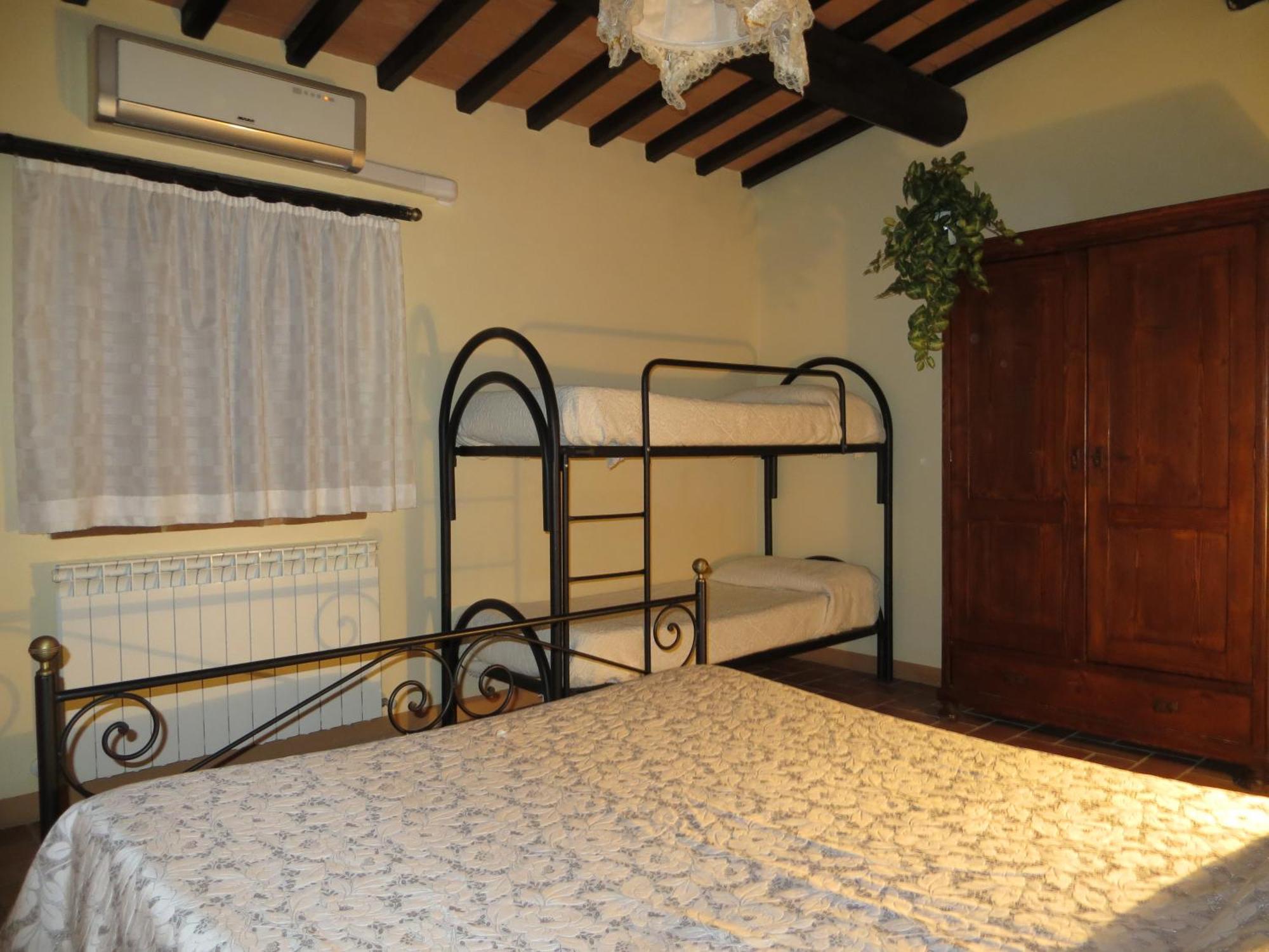 Agriturismo Casale Delle Lucrezie Todi Exterior foto
