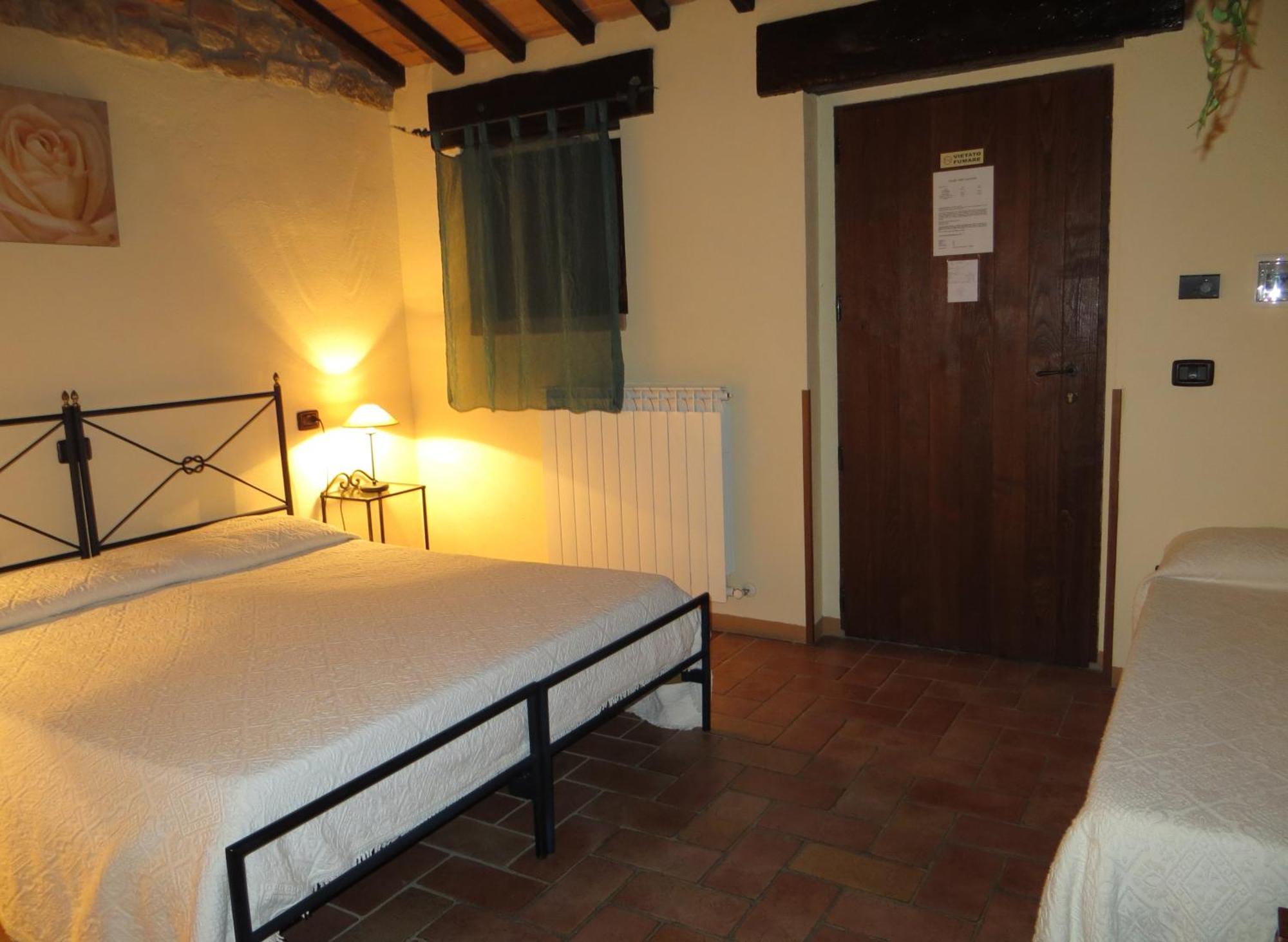 Agriturismo Casale Delle Lucrezie Todi Exterior foto