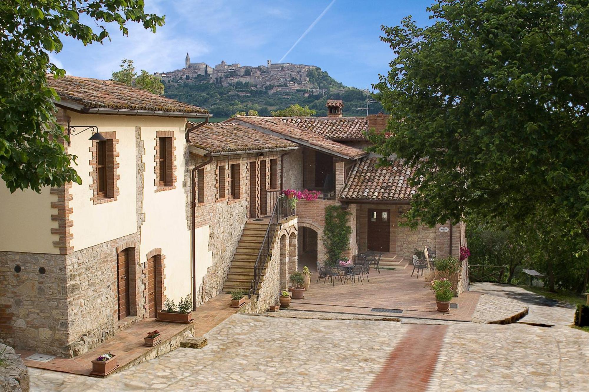 Agriturismo Casale Delle Lucrezie Todi Exterior foto